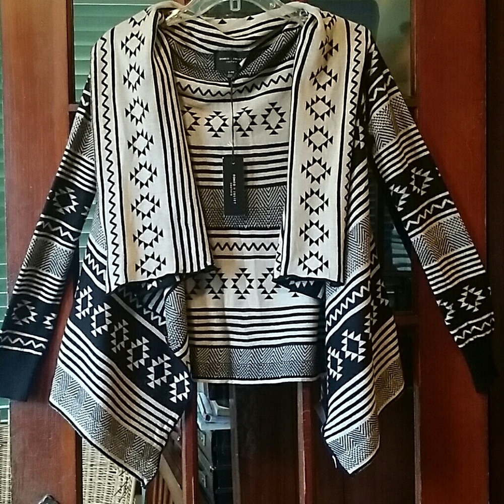Romeo & Juliet Couture South Western Cardigan